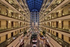 Foyer im Maritim Hotel Magdeburg (© Maritim Hotelgesellschaft)