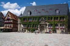 Marktplatz in Quedlinburg (© U. Gernhoefer-fotolia.com)