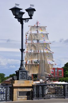 Segelschiff "Meridianas" in Klaipeda (© thauwald-pictures-fotolia.com)